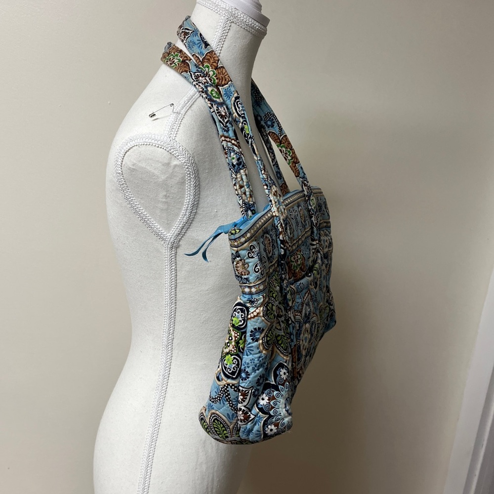 Vera Bradley shoulder purse&belt bag. Some wear bottom, straps good, 14x9x3.5”⬇️ - Picture 3 of 17